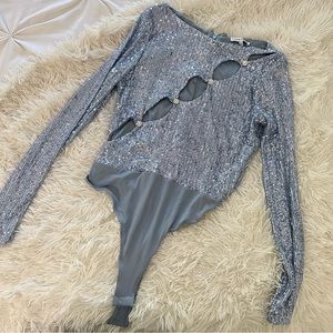 SEQUIN FRONT CUT OUTS LONGSLEEVE BODYSUIT